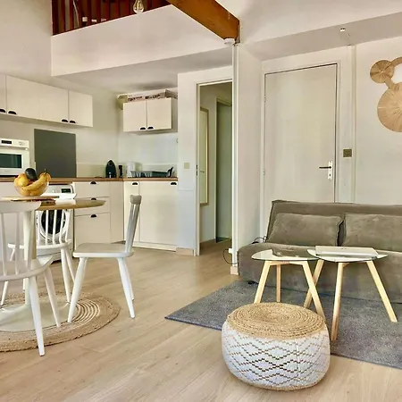 En Mezzanine, Climatisation - 2 Pers. - Fr-1-226-569 * Sainte-Maxime