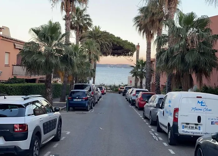 En Mezzanine, Climatisation - 2 Pers. - Fr-1-226-569 * Sainte-Maxime