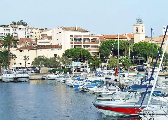 En Mezzanine, Climatisation - 2 Pers. - Fr-1-226-569 Sainte-Maxime